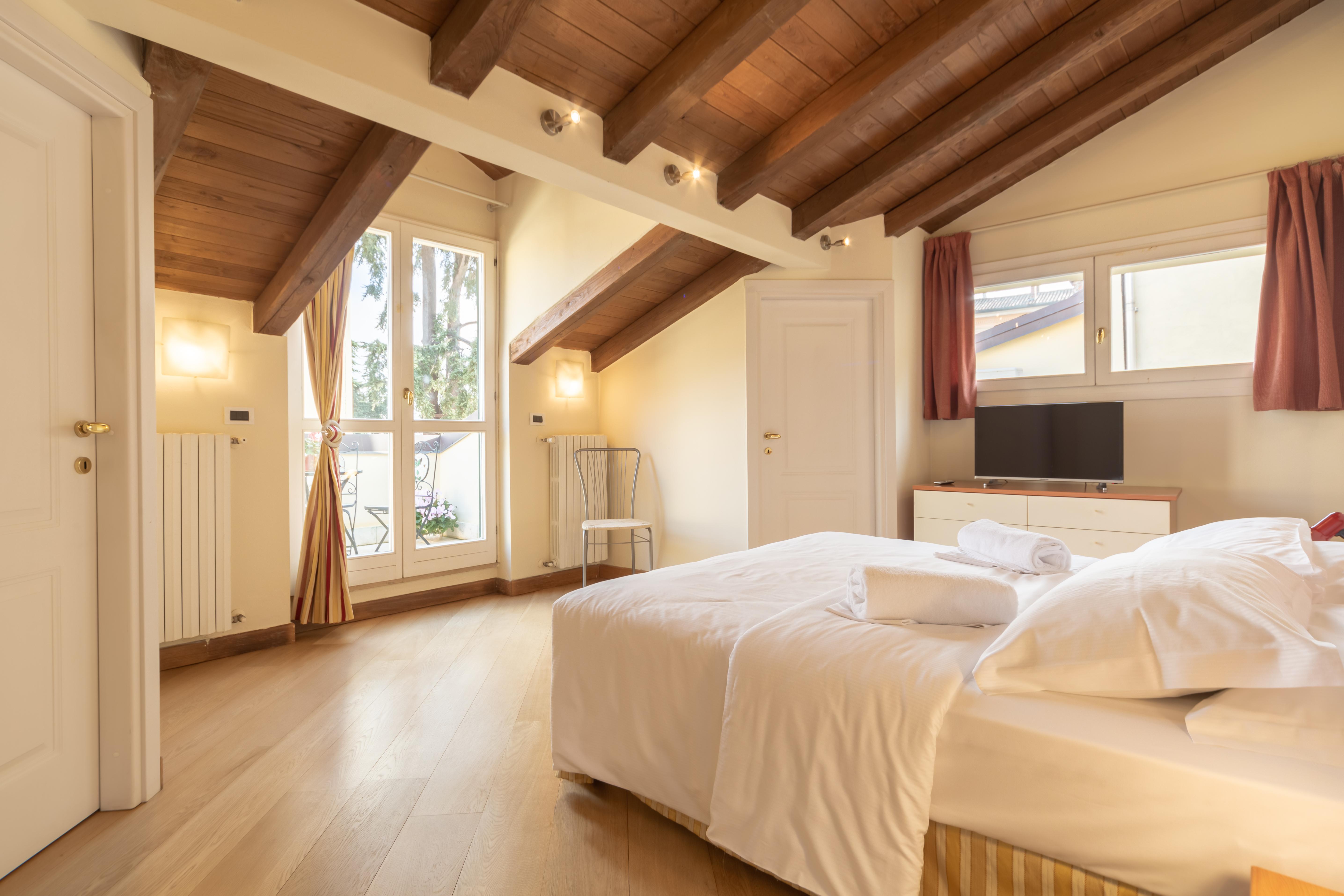Santo Stefano Apartments - Bolognarooms מראה חיצוני תמונה