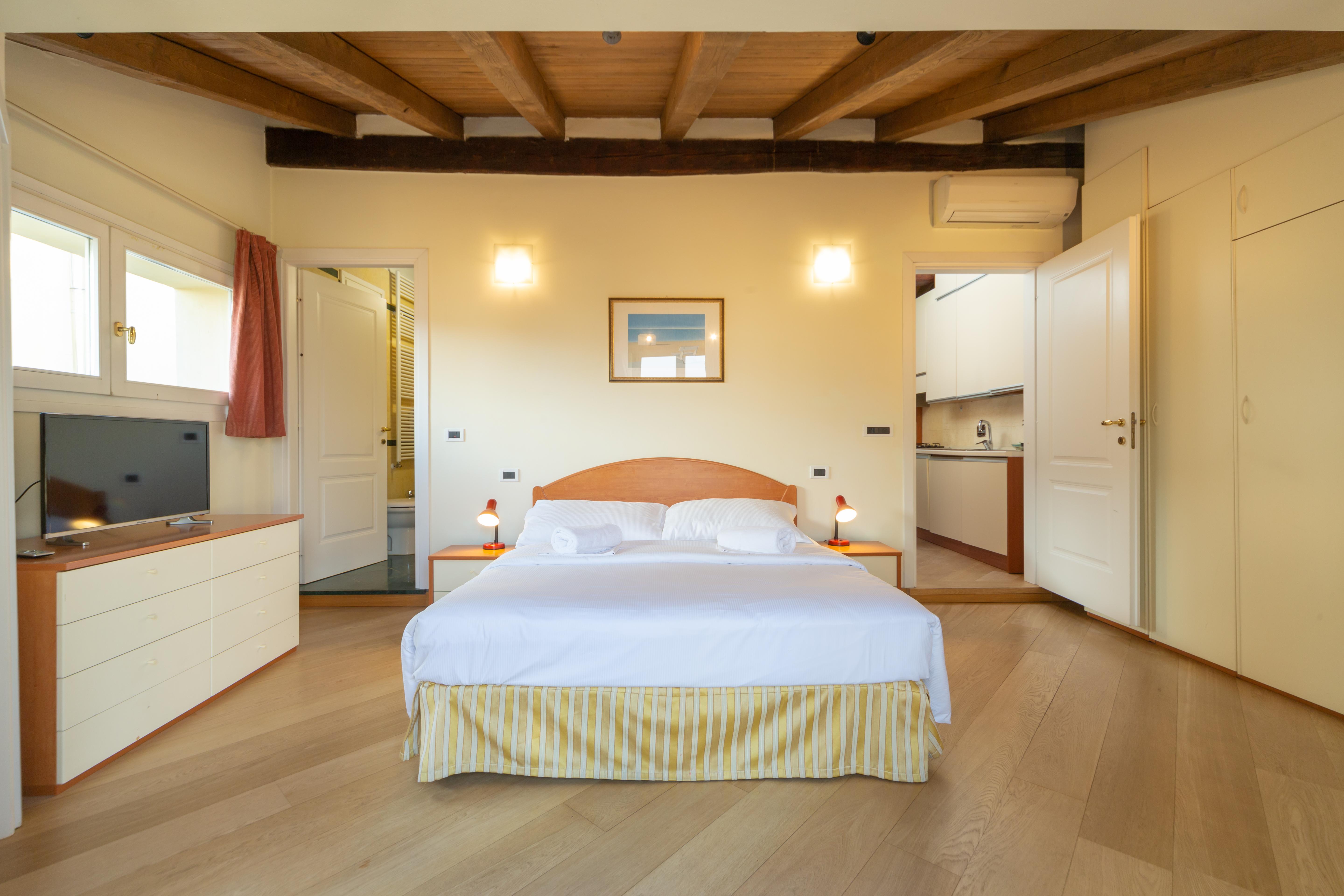 Santo Stefano Apartments - Bolognarooms מראה חיצוני תמונה